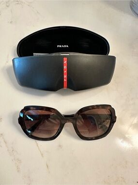 Prada Brown Tortoiseshell Cat-Eye Sunglasses